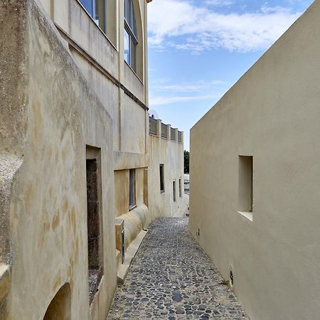 White & Co. La Torre Suites Pyrgos Kallistis Luaran gambar