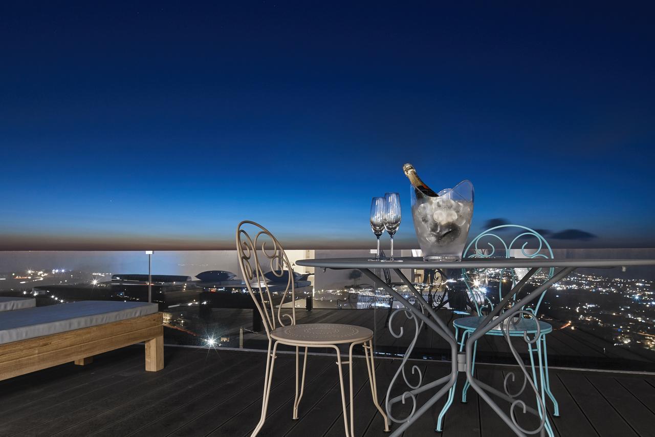White & Co. La Torre Suites Pyrgos Kallistis Luaran gambar
